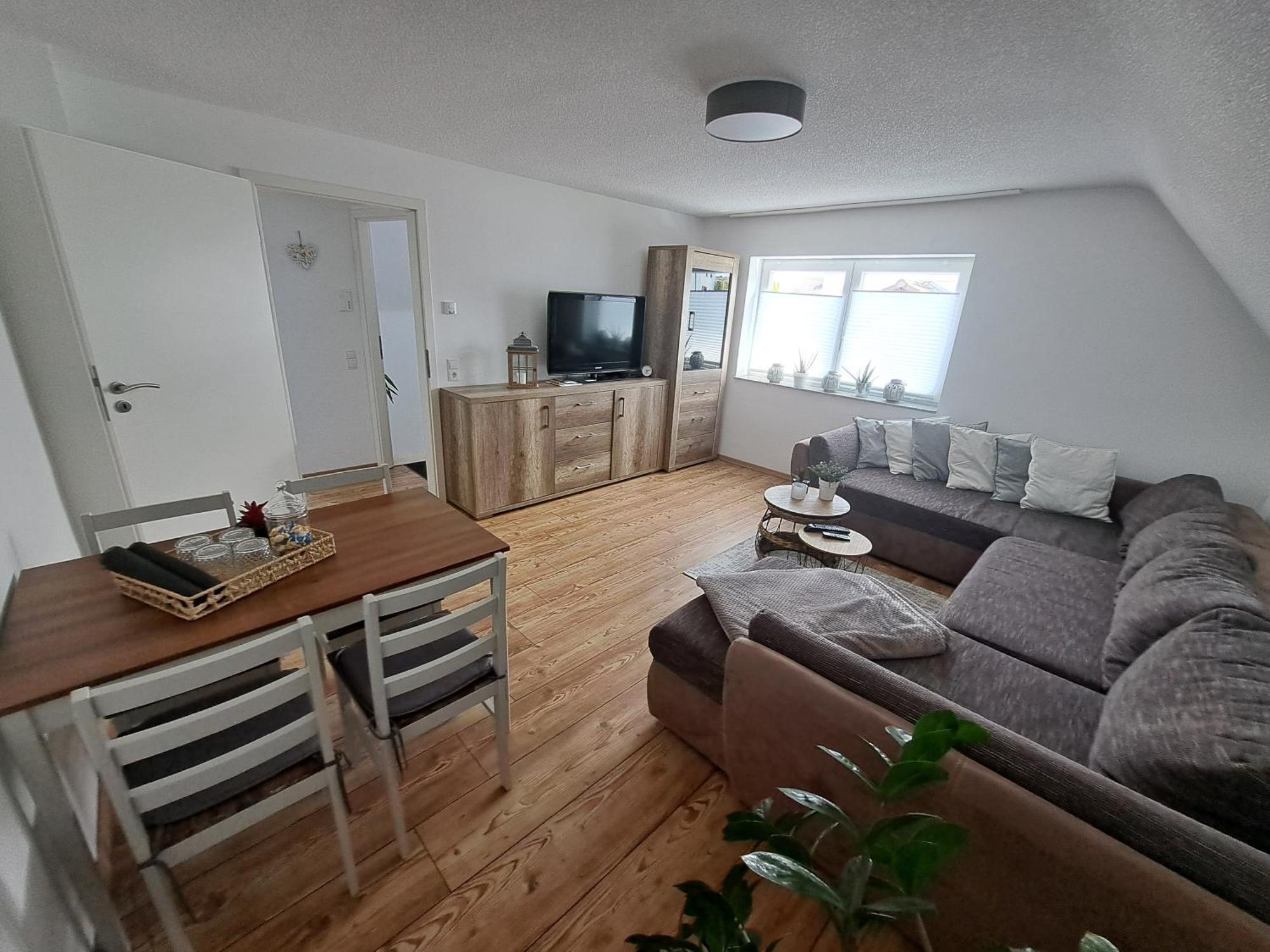 Wunderschoenes 2 Zimmer Apartment Inkl. Parkplatz Asbach (North Rhine-Westphalia) Exterior foto