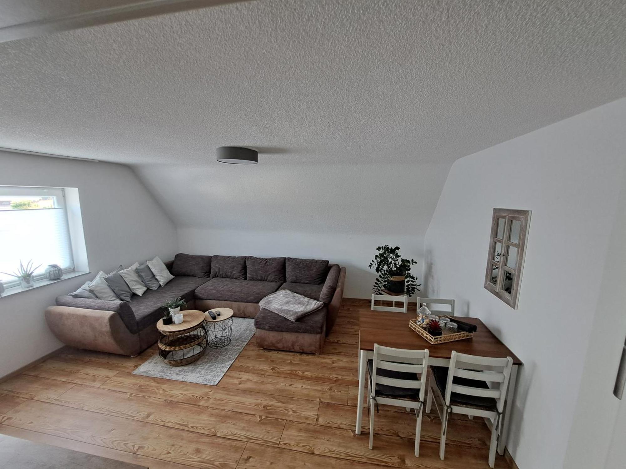 Wunderschoenes 2 Zimmer Apartment Inkl. Parkplatz Asbach (North Rhine-Westphalia) Exterior foto