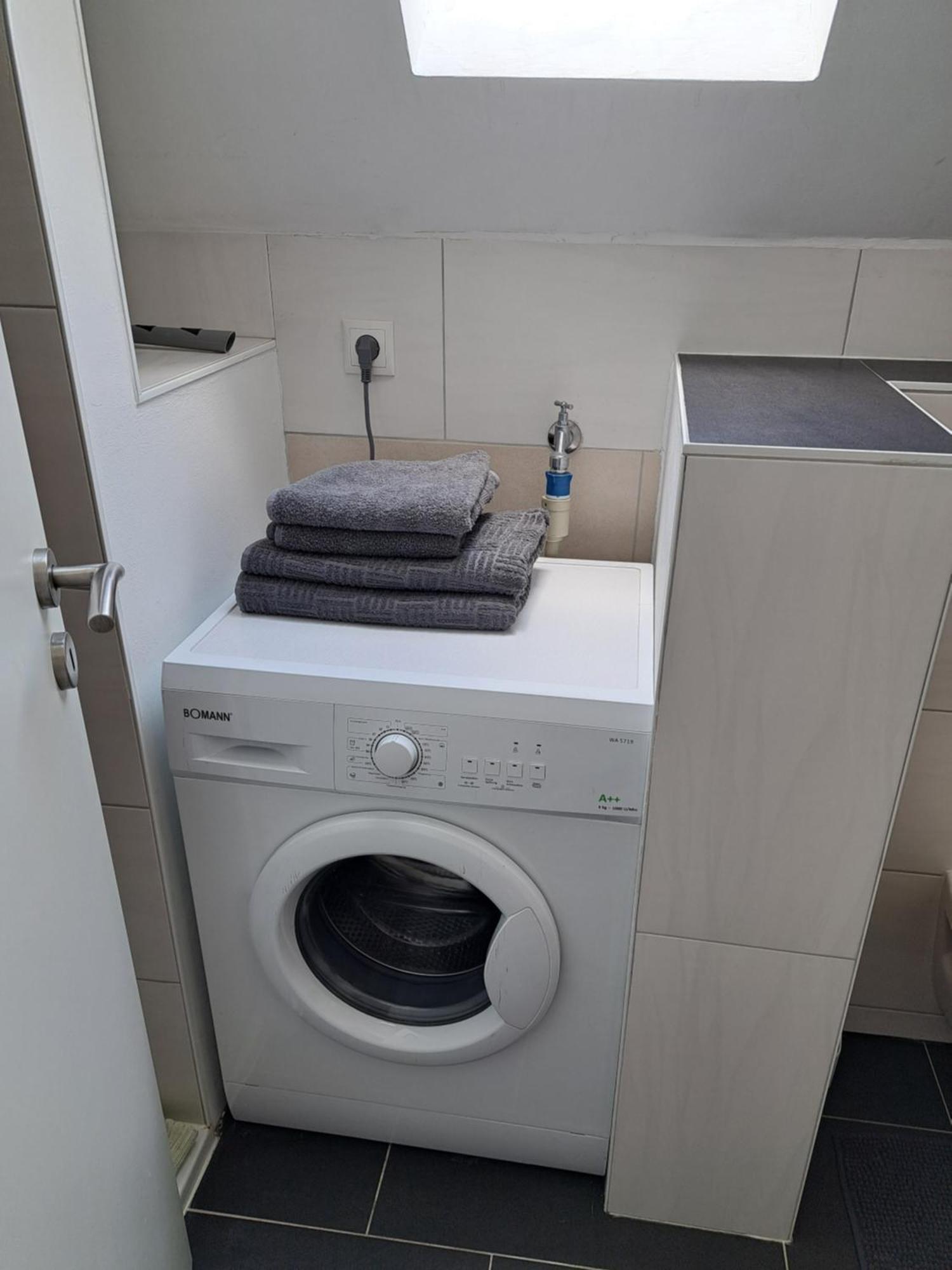 Wunderschoenes 2 Zimmer Apartment Inkl. Parkplatz Asbach (North Rhine-Westphalia) Exterior foto
