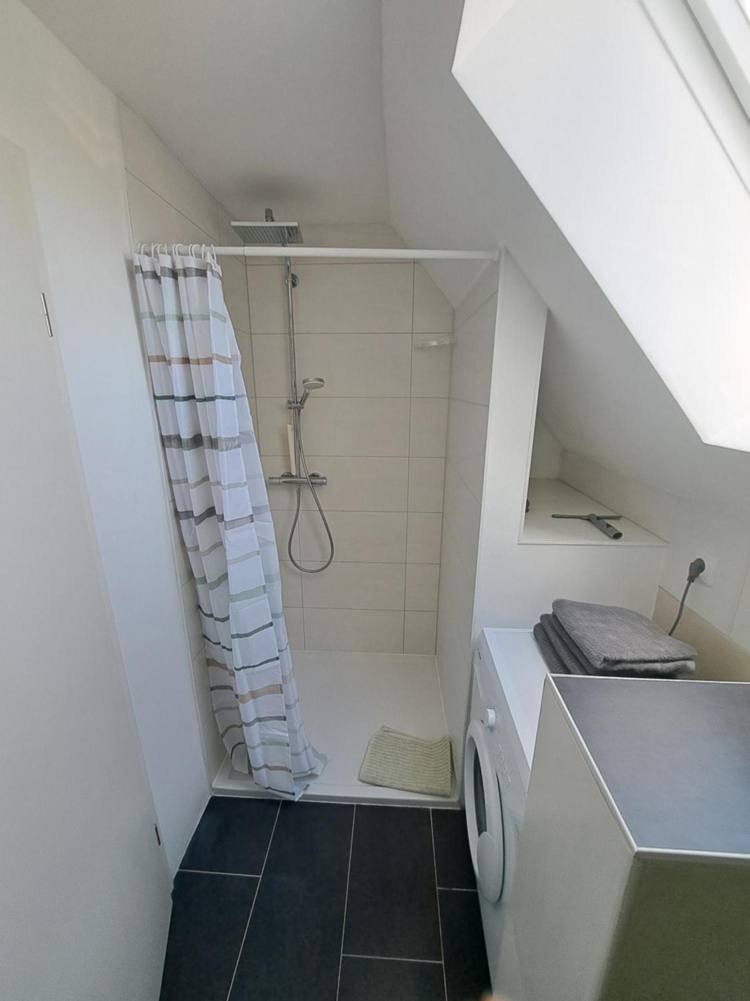 Wunderschoenes 2 Zimmer Apartment Inkl. Parkplatz Asbach (North Rhine-Westphalia) Exterior foto