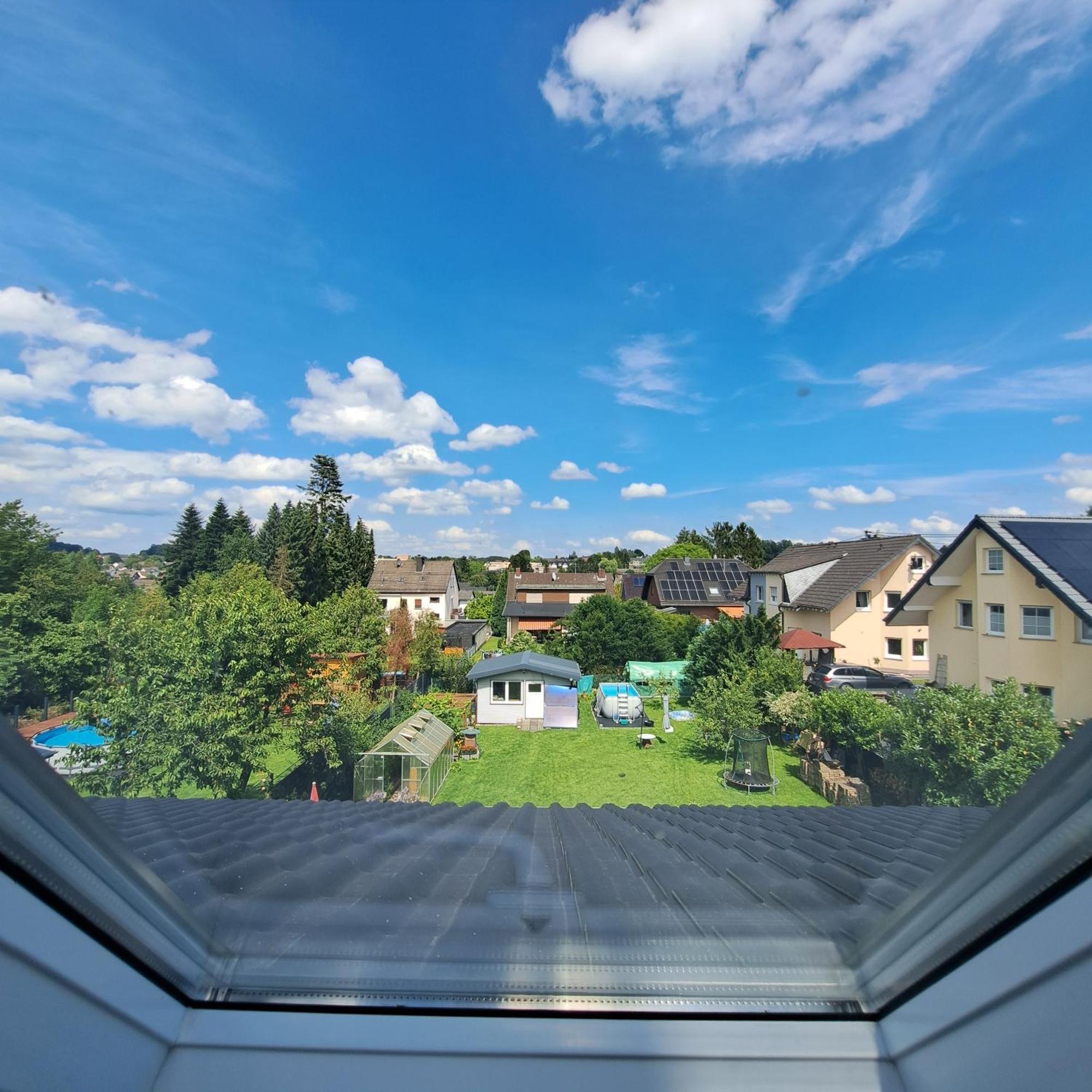 Wunderschoenes 2 Zimmer Apartment Inkl. Parkplatz Asbach (North Rhine-Westphalia) Exterior foto