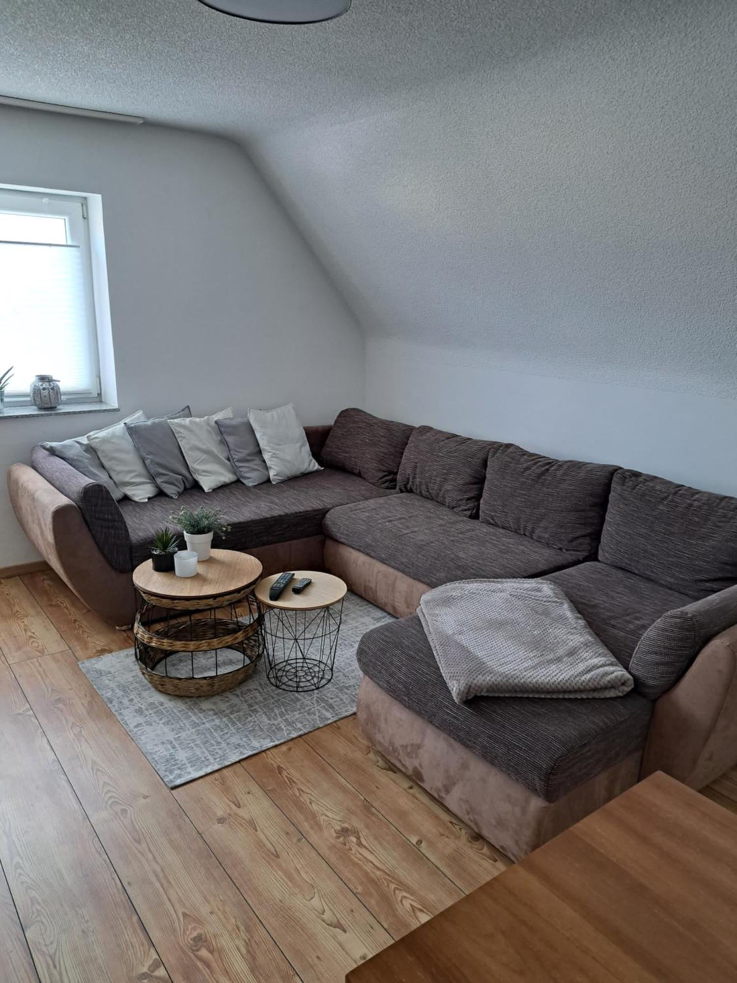 Wunderschoenes 2 Zimmer Apartment Inkl. Parkplatz Asbach (North Rhine-Westphalia) Exterior foto