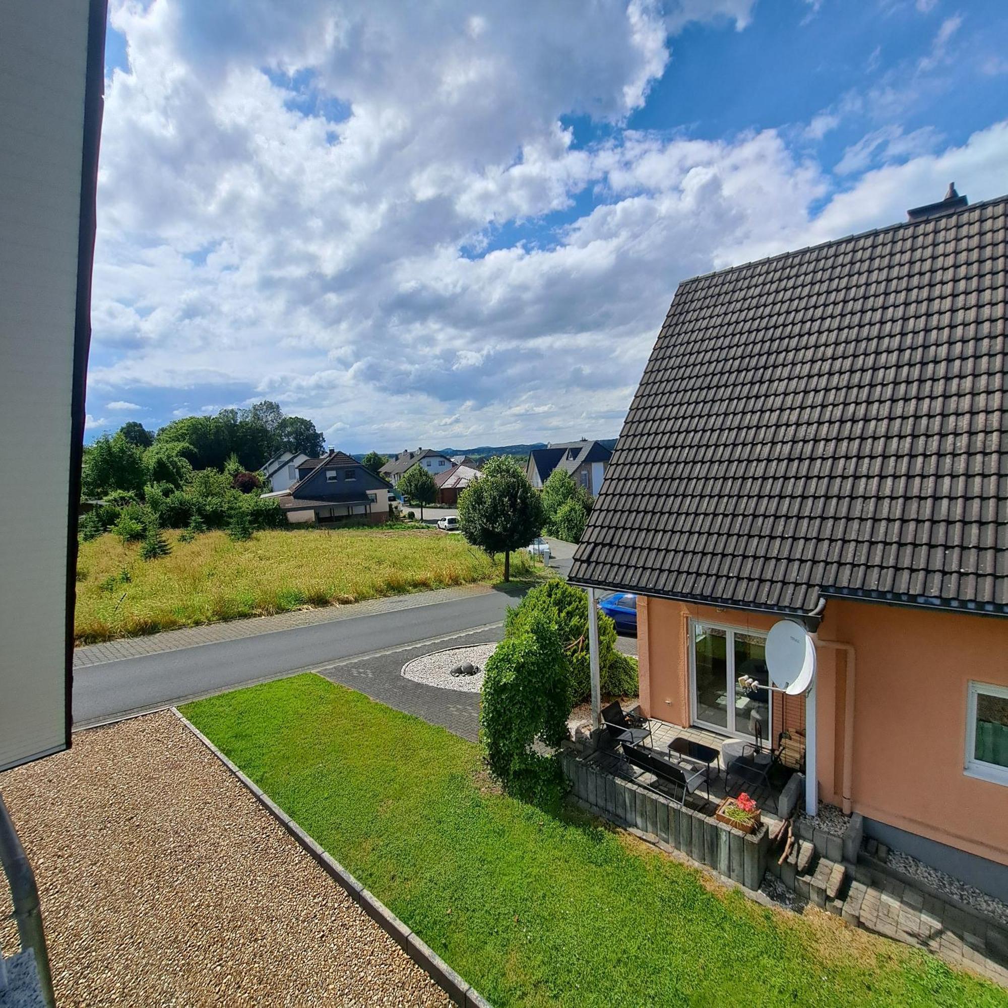 Wunderschoenes 2 Zimmer Apartment Inkl. Parkplatz Asbach (North Rhine-Westphalia) Exterior foto