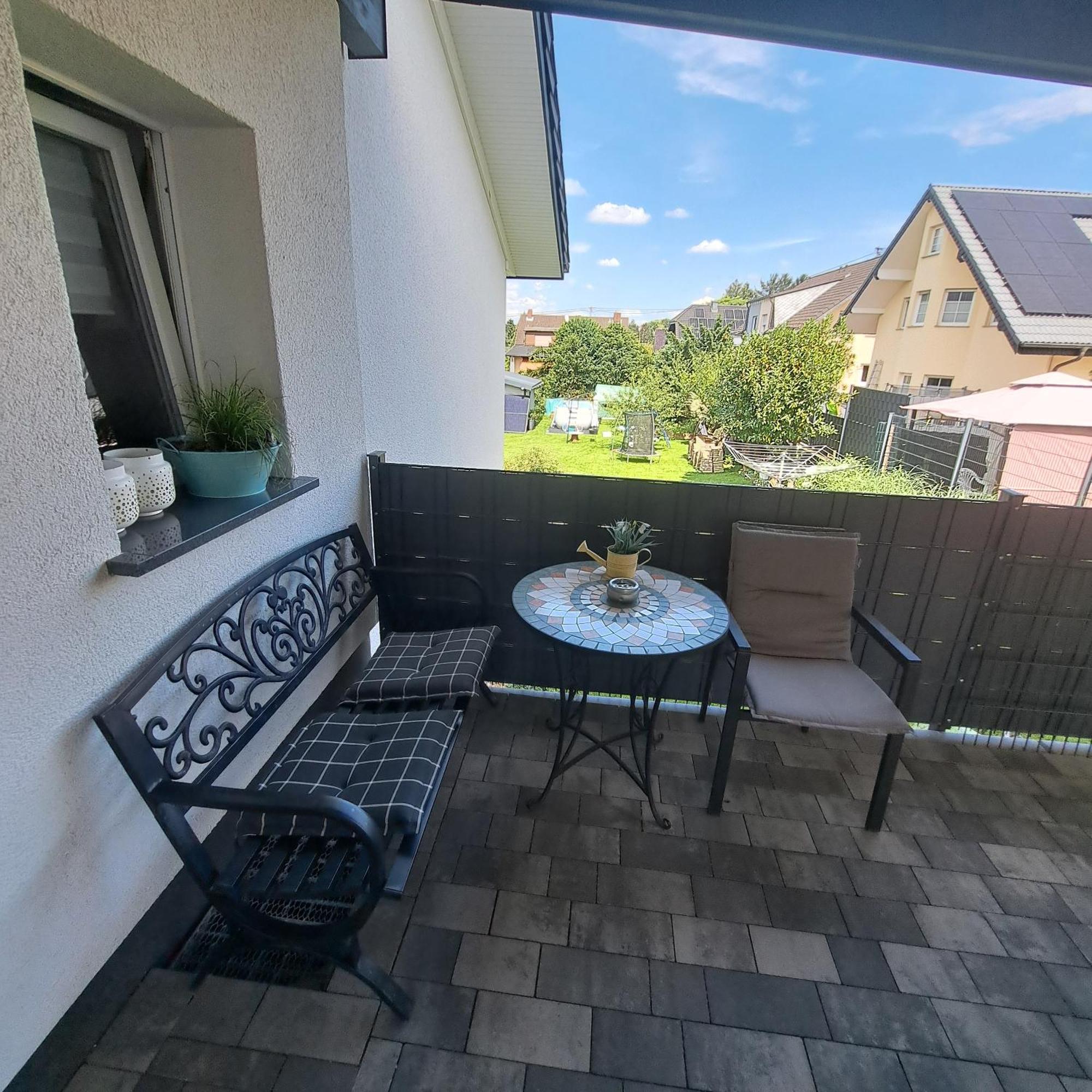 Wunderschoenes 2 Zimmer Apartment Inkl. Parkplatz Asbach (North Rhine-Westphalia) Exterior foto