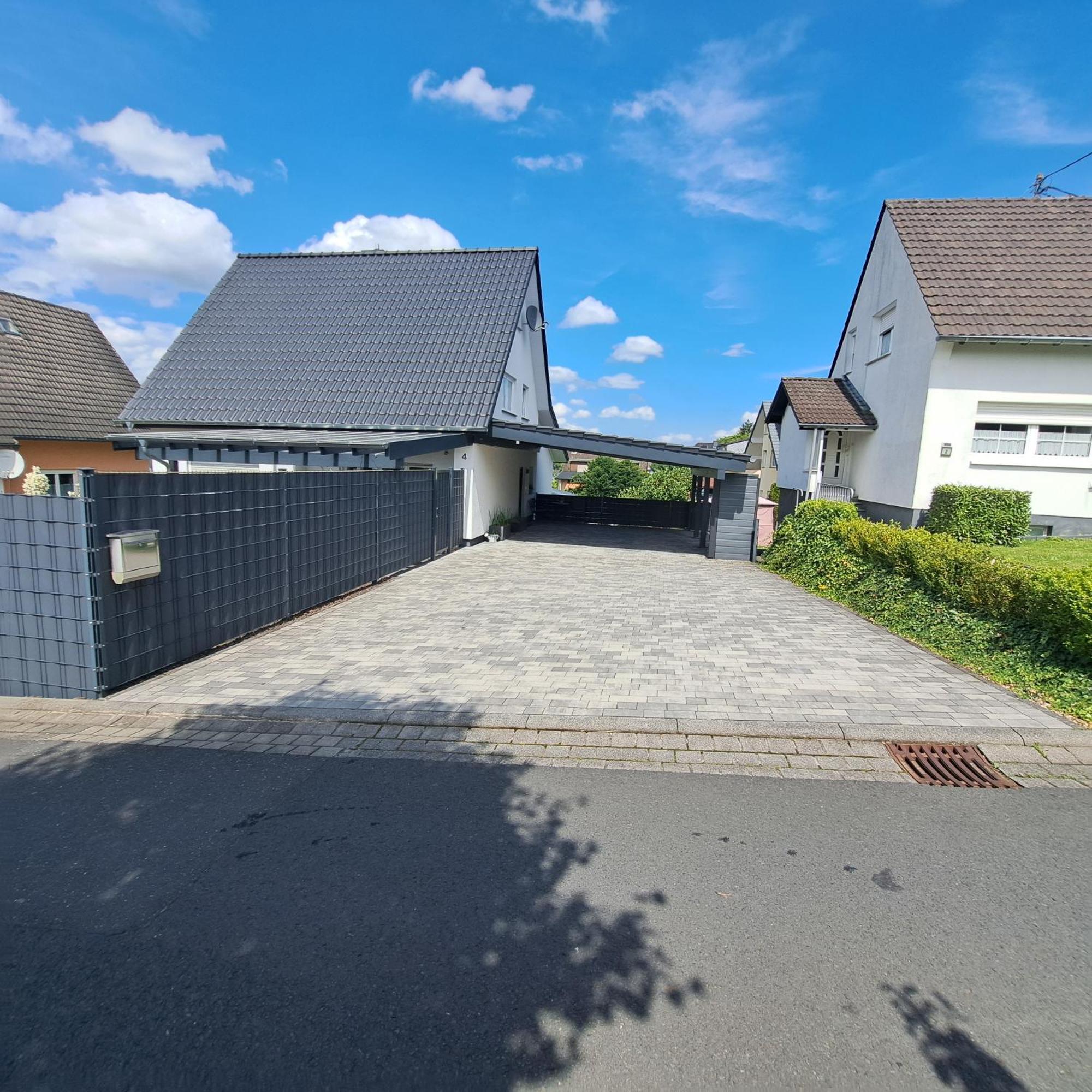 Wunderschoenes 2 Zimmer Apartment Inkl. Parkplatz Asbach (North Rhine-Westphalia) Exterior foto