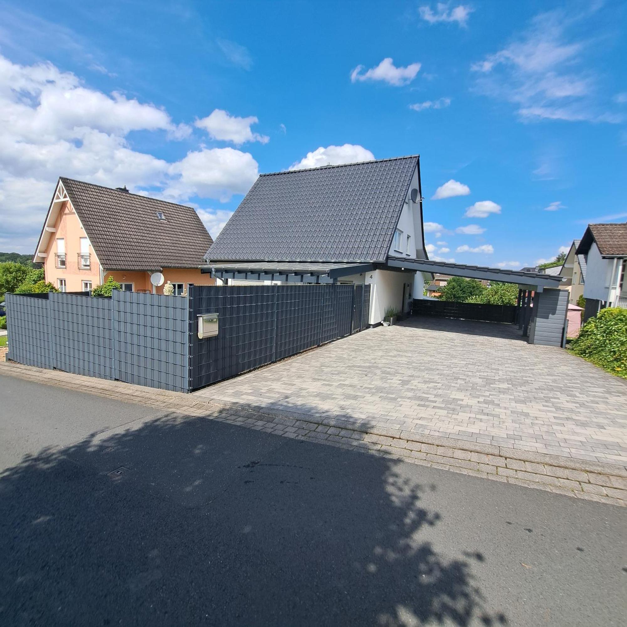 Wunderschoenes 2 Zimmer Apartment Inkl. Parkplatz Asbach (North Rhine-Westphalia) Exterior foto